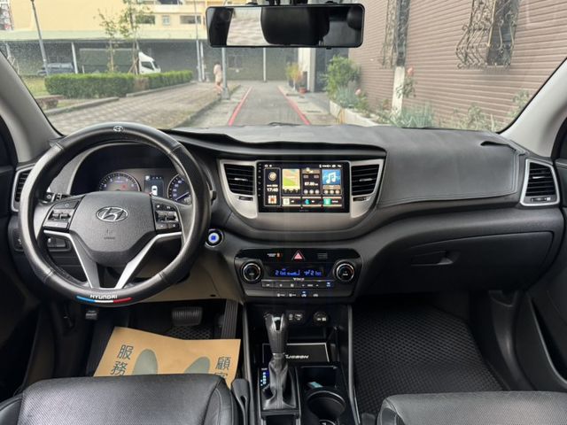 2.0最頂級➤2016年TUCSON 一手車-原廠保養-內外漂亮-可全貸  第8張相片