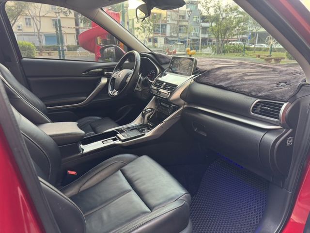 四輪傳動➤2018年日蝕1.5渦輪 全程原廠保養-一手車-環景-省稅好開  第9張相片