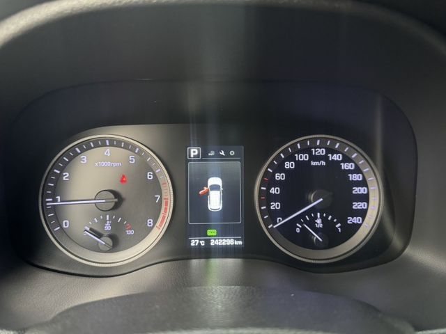 2.0最頂級➤2016年TUCSON 一手車-原廠保養-內外漂亮-可全貸  第12張相片