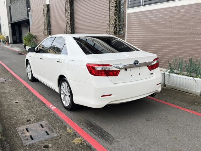 旗艦Q版➤2012年CAMRY 油電最頂級新車139萬-後座控制-可全貸  第5張相片