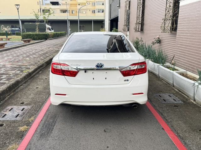旗艦Q版➤2012年CAMRY 油電最頂級新車139萬-後座控制-可全貸  第6張相片