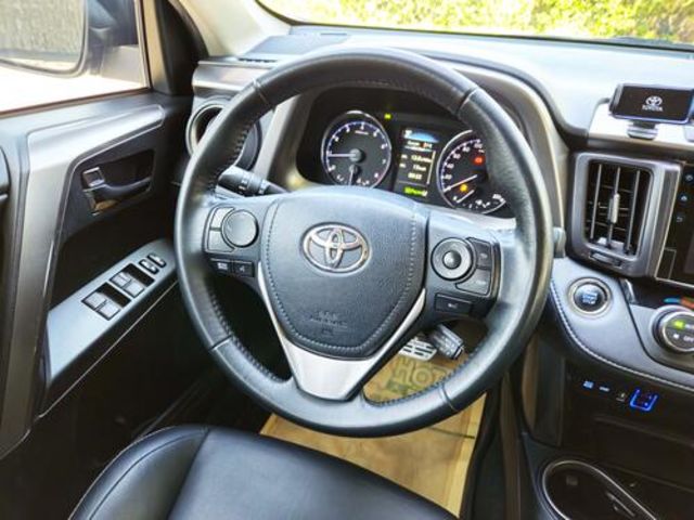 TOYOTA豐田 RAV4  第15張相片