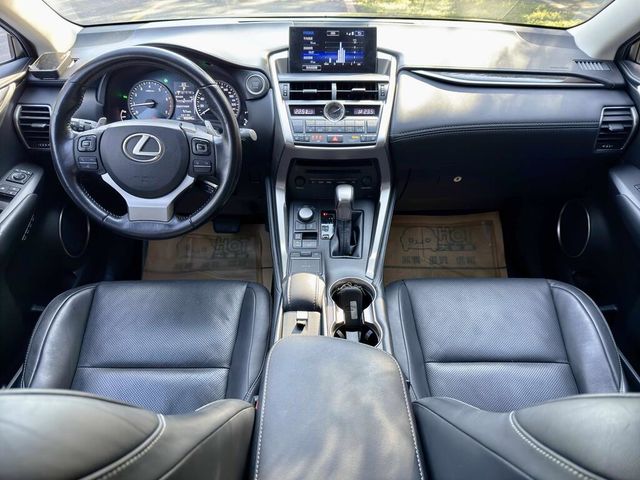 LEXUS凌志 NX200T  第5張相片