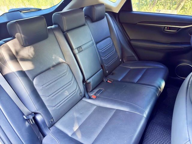 LEXUS凌志 NX200T  第10張相片