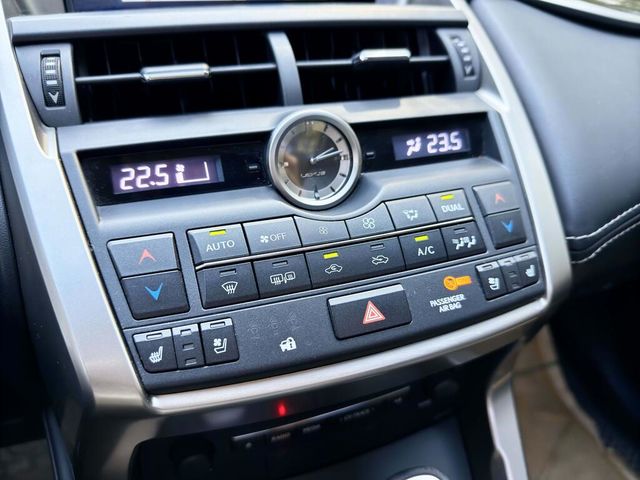 LEXUS凌志 NX200T  第19張相片