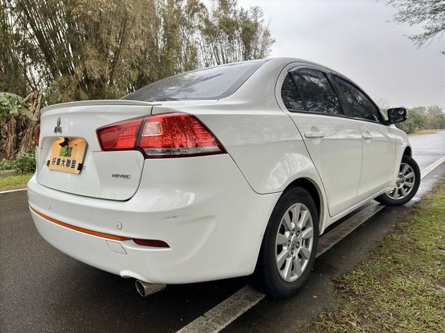 MITSUBISHI三菱 LANCER FORTIS  第2張相片