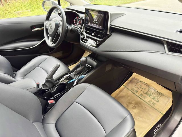 TOYOTA豐田 ALTIS  第17張相片
