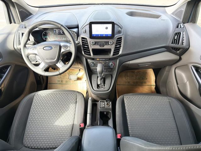 FORD福特 TOURNEO CONNECT  第5張相片