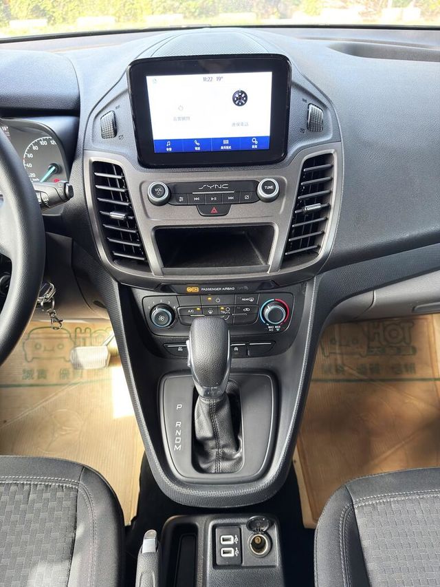 FORD福特 TOURNEO CONNECT  第16張相片