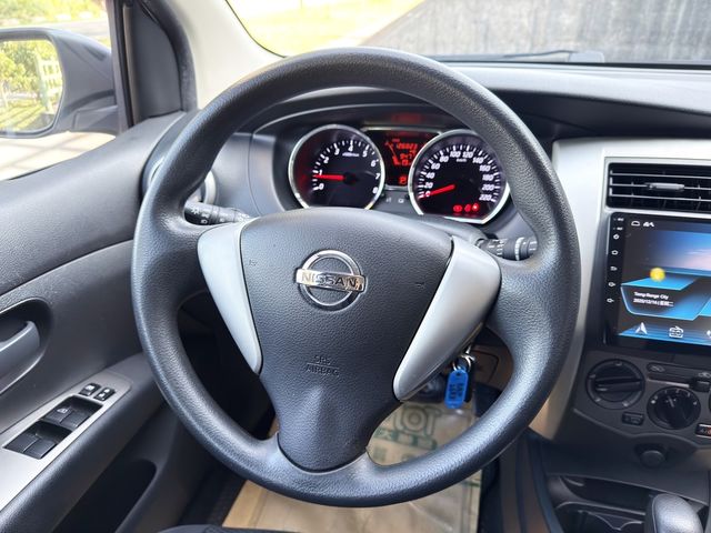NISSAN日產 LIVINA  第15張相片