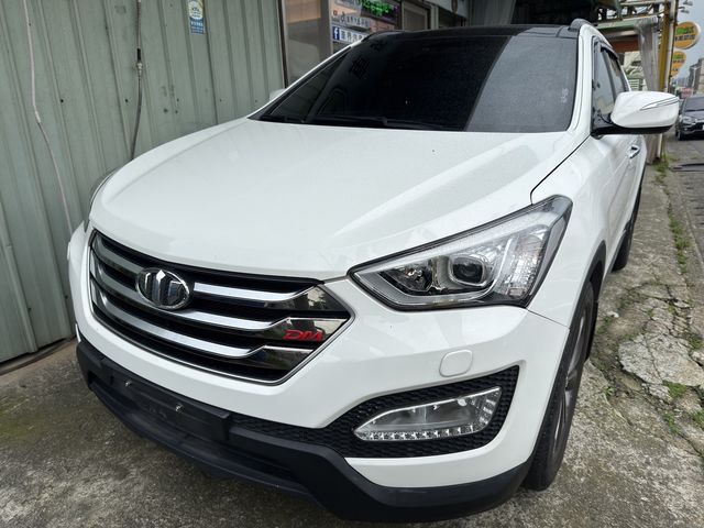 HYUNDAI現代 SANTA FE  第1張相片