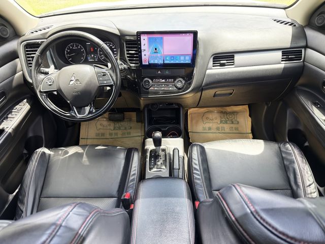 MITSUBISHI三菱 OUTLANDER  第5張相片