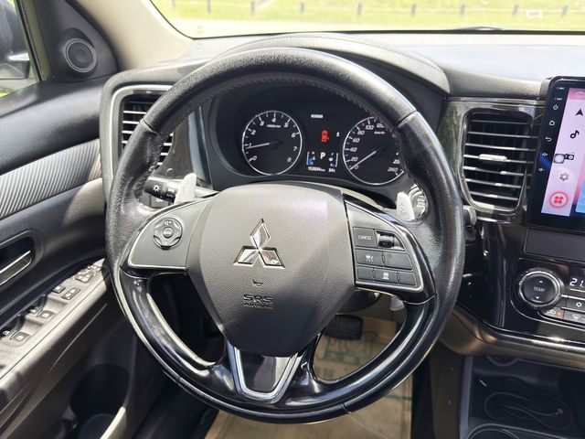 MITSUBISHI三菱 OUTLANDER  第12張相片