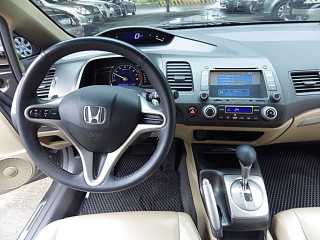 HONDA本田 CIVIC  第8張相片