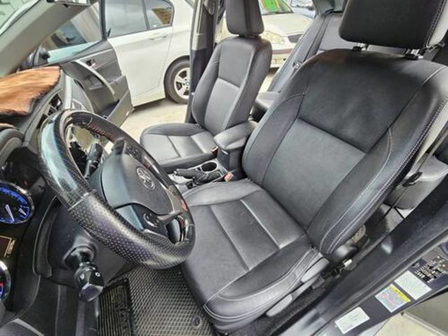 TOYOTA豐田 ALTIS  第7張相片