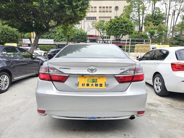 TOYOTA豐田 CAMRY  第5張相片