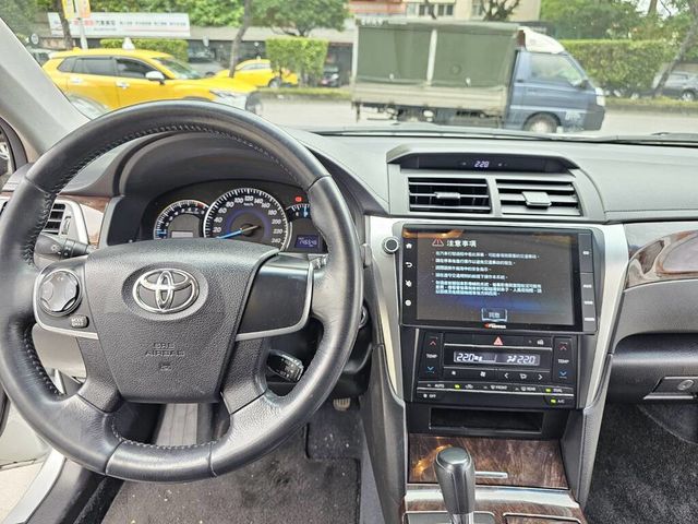 TOYOTA豐田 CAMRY  第14張相片