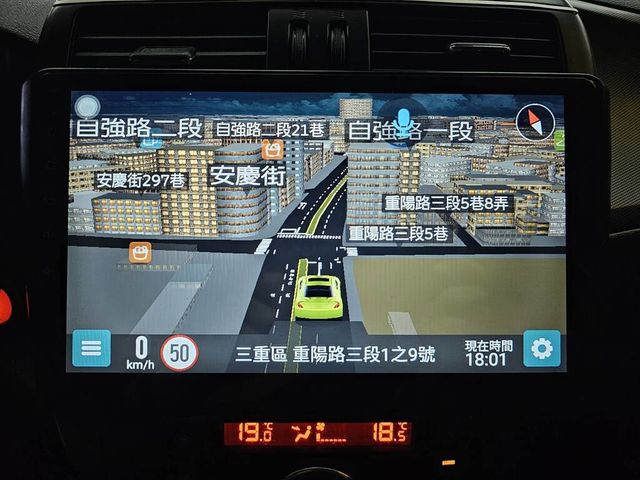 NISSAN日產 TIIDA  第7張相片