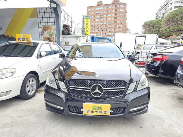 M-BENZ賓士 E200  第2張相片
