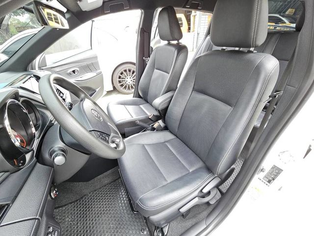 TOYOTA豐田 YARIS  第13張相片