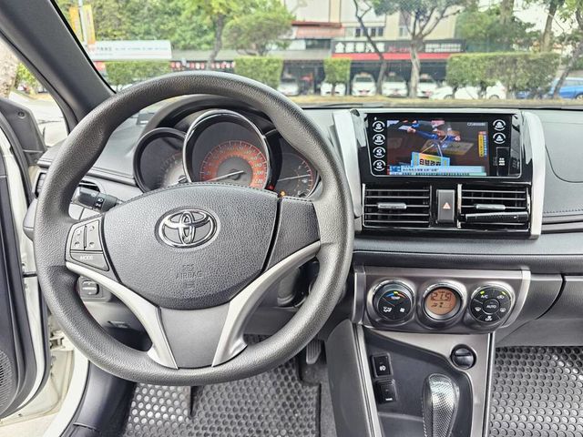 TOYOTA豐田 YARIS  第23張相片