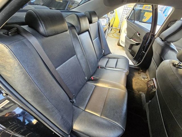 TOYOTA豐田 CAMRY  第17張相片