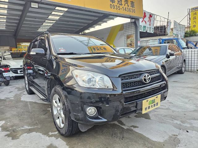 TOYOTA豐田 RAV4  第3張相片