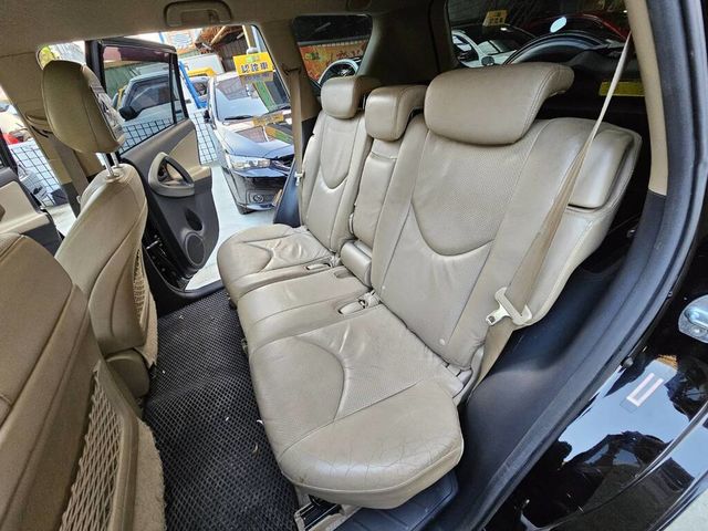 TOYOTA豐田 RAV4  第8張相片