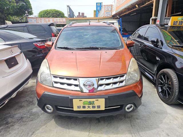 NISSAN日產 LIVINA  第2張相片