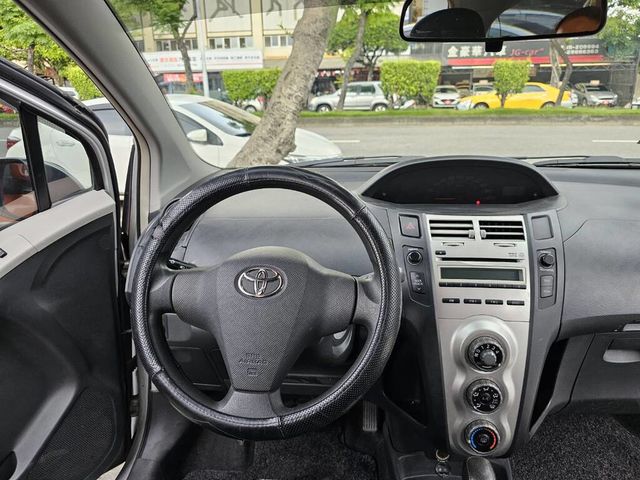 TOYOTA豐田 YARIS  第12張相片