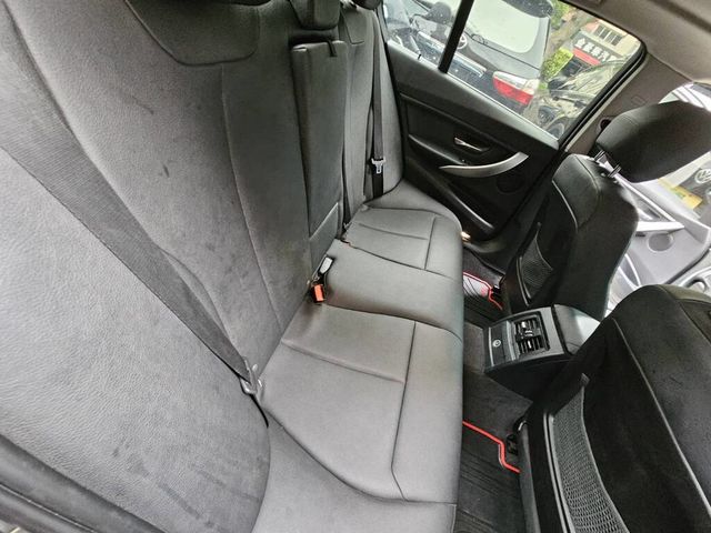 BMW寶馬 316I  第6張相片