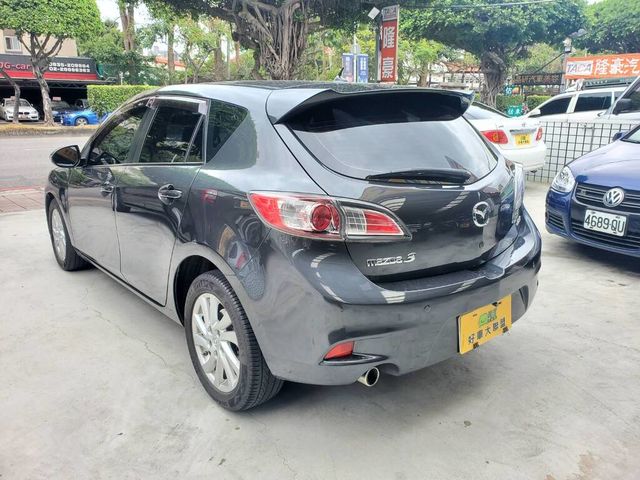 MAZDA馬自達 MAZDA 3  第6張相片