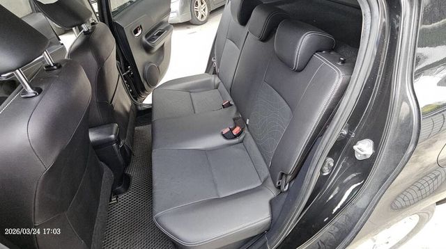 TOYOTA豐田 PRIUS C  第8張相片