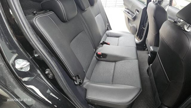 TOYOTA豐田 PRIUS C  第9張相片