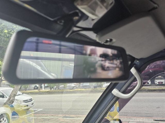 MITSUBISHI三菱 DELICA  第5張相片