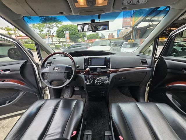 TOYOTA豐田 PREVIA  第9張相片