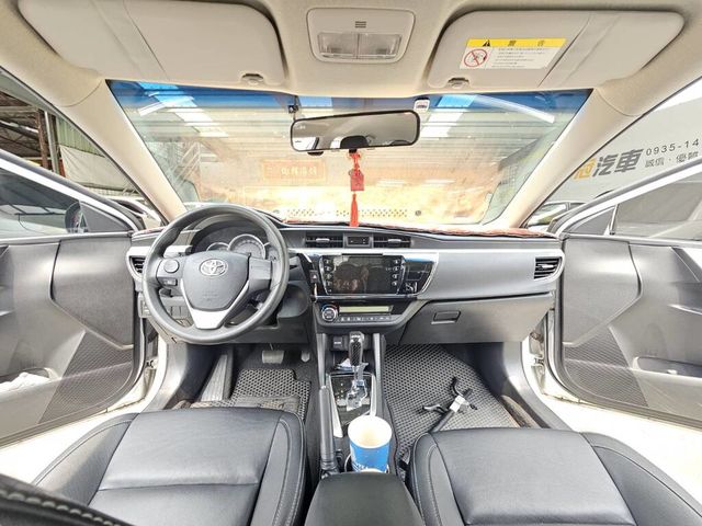 TOYOTA豐田 ALTIS  第9張相片