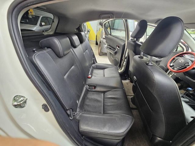 TOYOTA豐田 PRIUS C  第8張相片