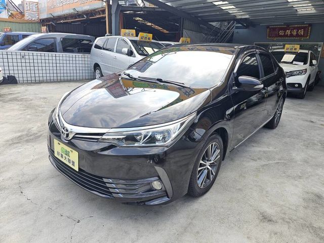 TOYOTA豐田 ALTIS  第1張相片