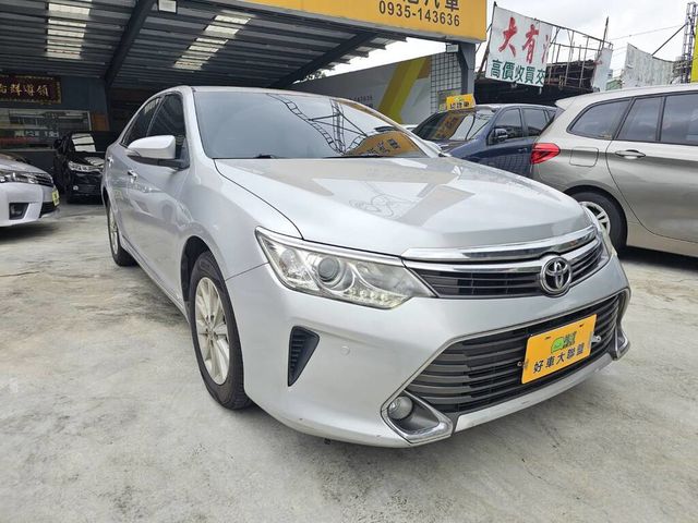 TOYOTA豐田 CAMRY  第3張相片