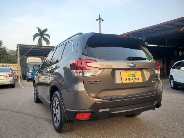 SUBARU速霸陸 FORESTER  第2張相片