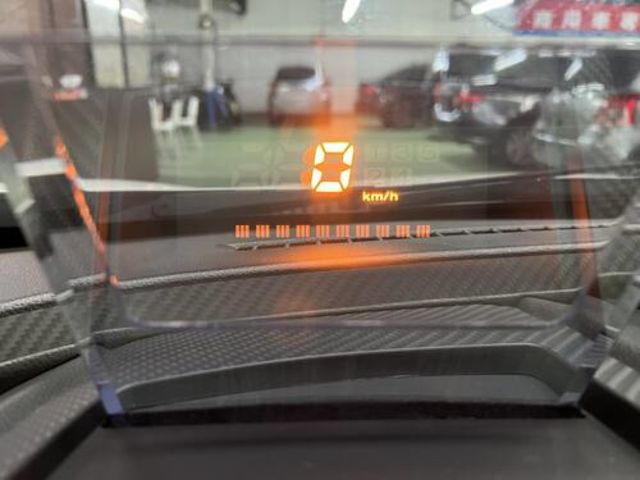 LUXGEN納智捷 U6 TURBO  第13張相片