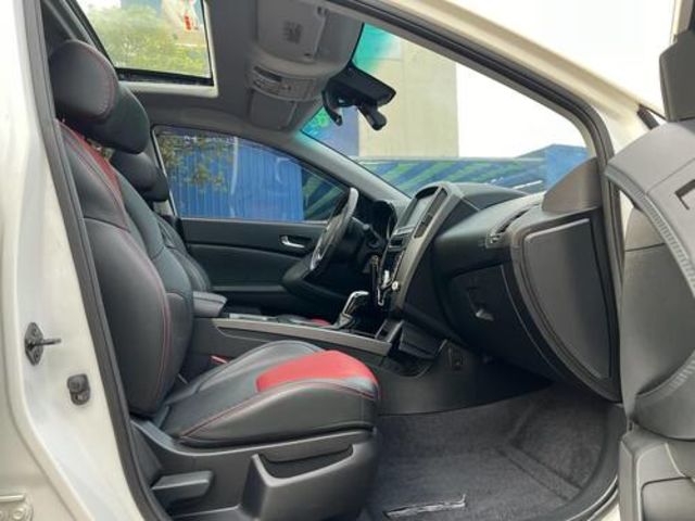 LUXGEN納智捷 U6 TURBO  第16張相片