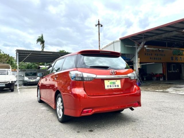 TOYOTA豐田 WISH  第2張相片