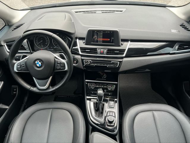 BMW寶馬 220I  第5張相片