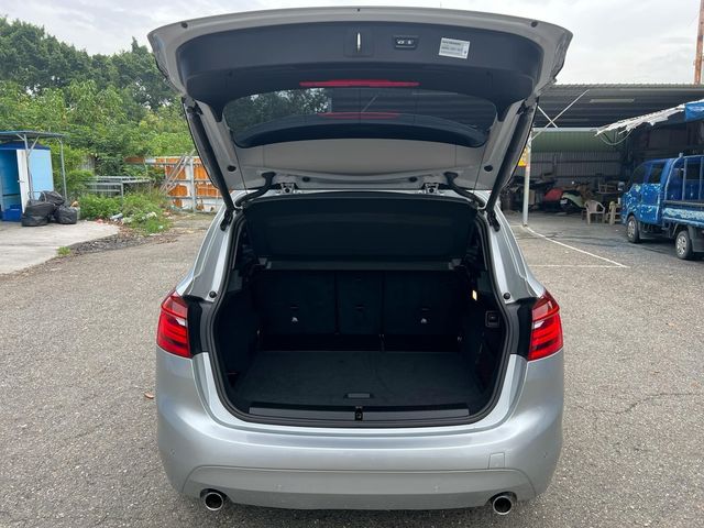BMW寶馬 220I  第7張相片
