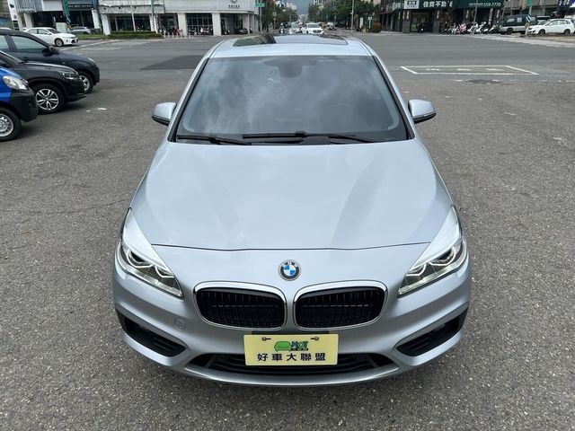BMW寶馬 220I  第8張相片