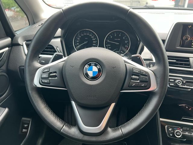 BMW寶馬 220I  第18張相片
