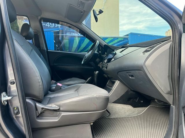 MITSUBISHI三菱 ZINGER  第17張相片