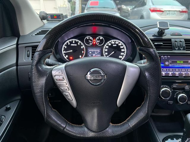 NISSAN日產 TIIDA  第11張相片